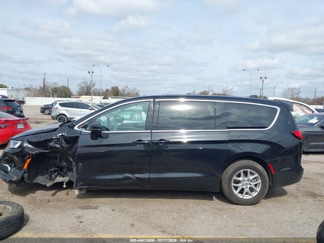 Auction sale of the 2023 Chrysler Pacifica Touring L, vin: 2C4RC1BG4PR508048, lot number: 44413006