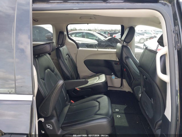Auction sale of the 2023 Chrysler Pacifica Touring L, vin: 2C4RC1BG4PR508048, lot number: 44413006