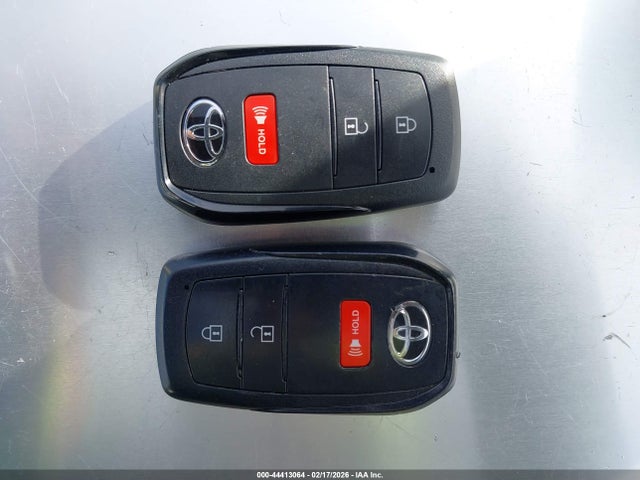 2024 TOYOTA GR COROLLA JTNABAAE8RA011832 Photo 10
