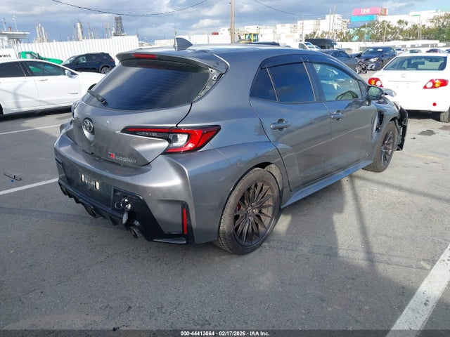 2024 TOYOTA GR COROLLA JTNABAAE8RA011832 Photo 3