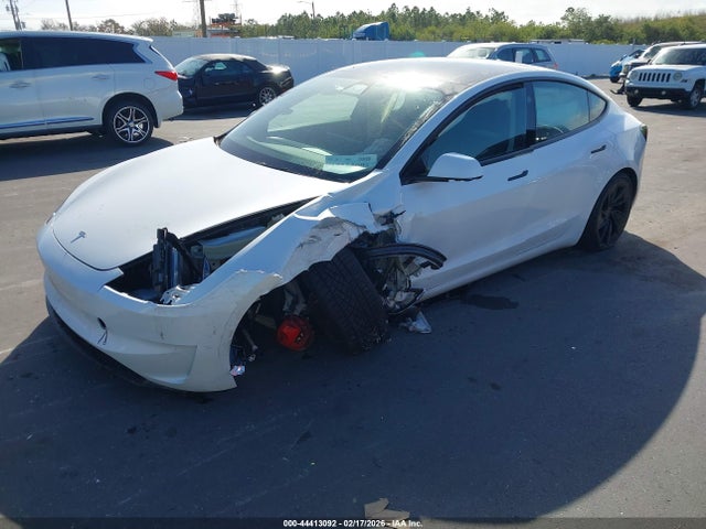 2024 TESLA MODEL 3 5YJ3E1ET9RF824522 Photo 1