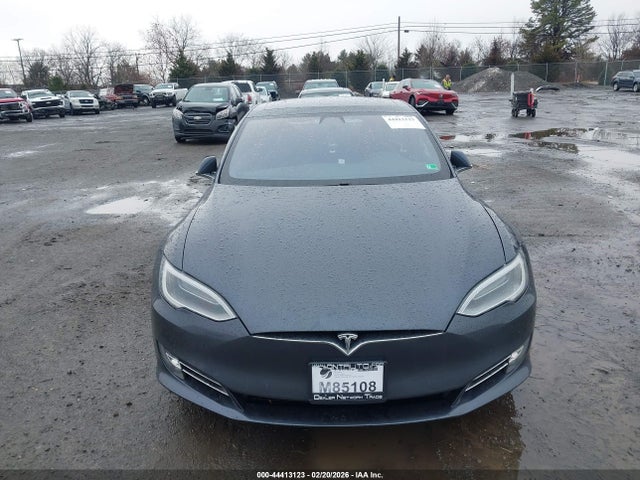 Продаж на аукціоні авто 2017 Tesla Model S, vin: 5YJSA1E43HF216154, номер лоту: 44413123