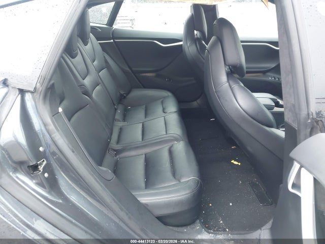 Продаж на аукціоні авто 2017 Tesla Model S, vin: 5YJSA1E43HF216154, номер лоту: 44413123