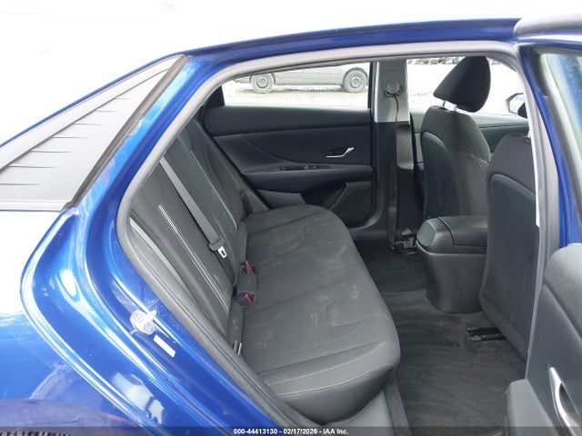 KMHLM4AG4MU120592 Hyundai ELANTRA SEL