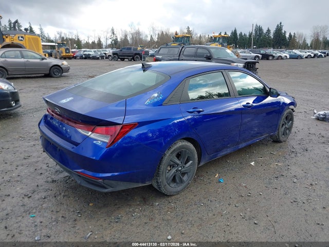 KMHLM4AG4MU120592 Hyundai ELANTRA SEL