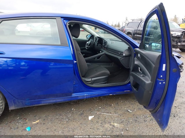 KMHLM4AG4MU120592 Hyundai ELANTRA SEL