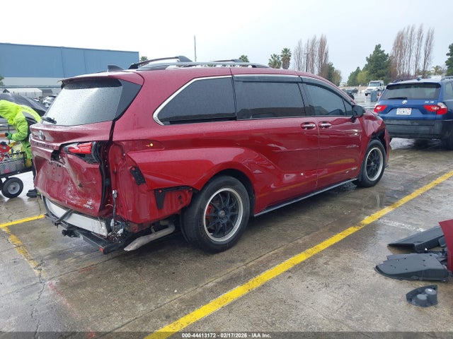 Toyota Sienna Xse 2021 5TDDRKEC2MS035583 Image 4