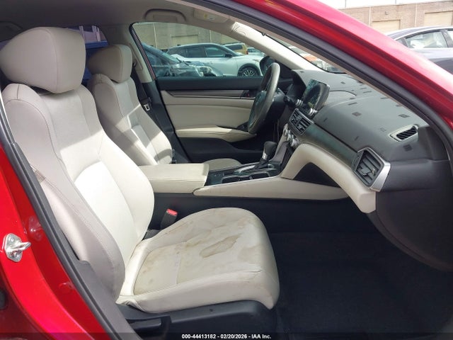1HGCV1F17JA132836 Honda ACCORD LX