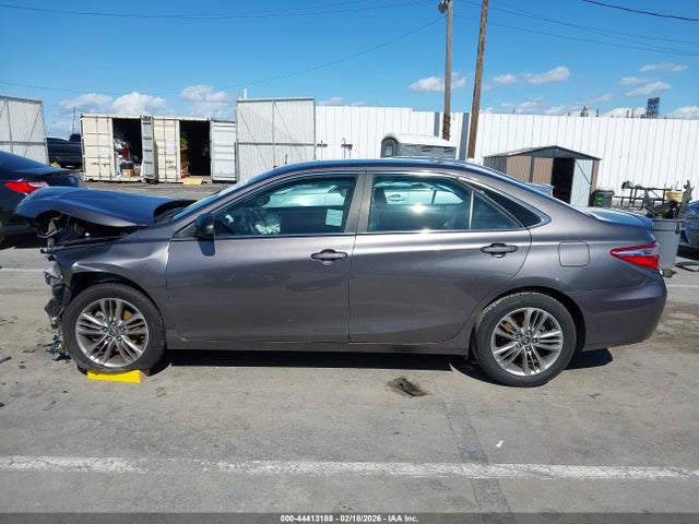 4T1BF1FK8HU700645 Toyota CAMRY SE