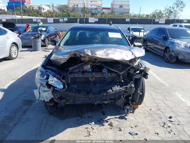4T1BF1FK8HU700645 Toyota CAMRY SE