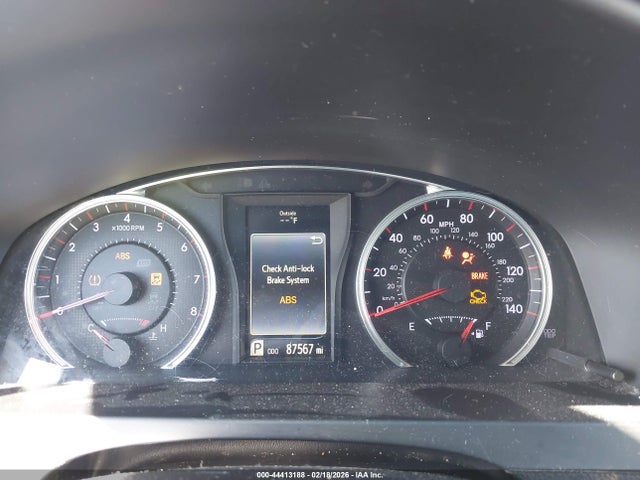 4T1BF1FK8HU700645 Toyota CAMRY SE