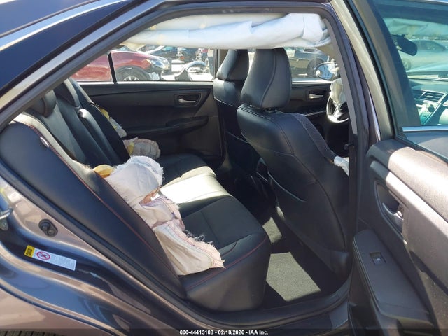 4T1BF1FK8HU700645 Toyota CAMRY SE