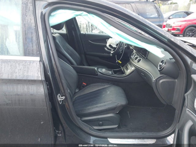 W1KZF8DB1NB096223 Mercedes-Benz E 350