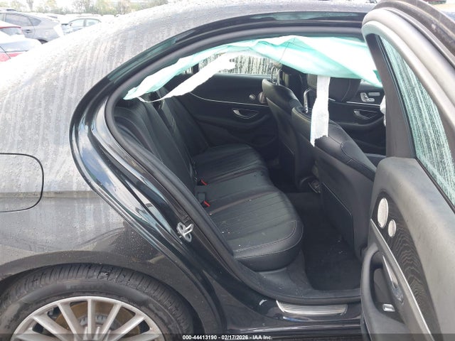 W1KZF8DB1NB096223 Mercedes-Benz E 350