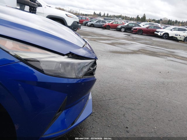 5NPLL4AG3MH043859 Hyundai ELANTRA SE