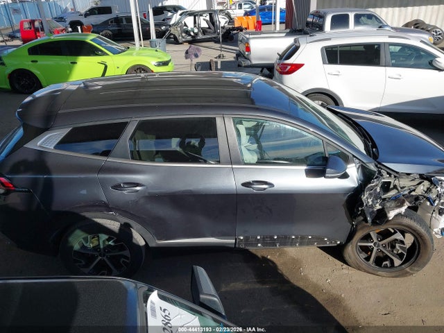 5XYK33AF9PG060996 KIA Sportage Ex
