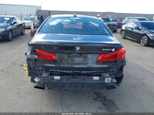 WBAJE5C55JWA95695 BMW 540I