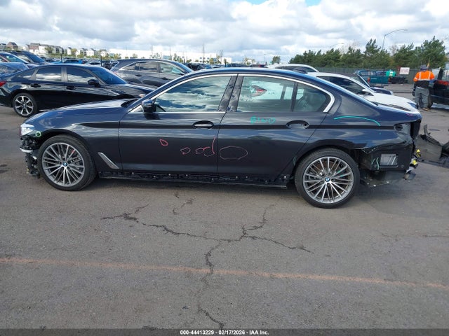 WBAJE5C55JWA95695 BMW 540I