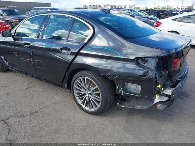 WBAJE5C55JWA95695 BMW 540I