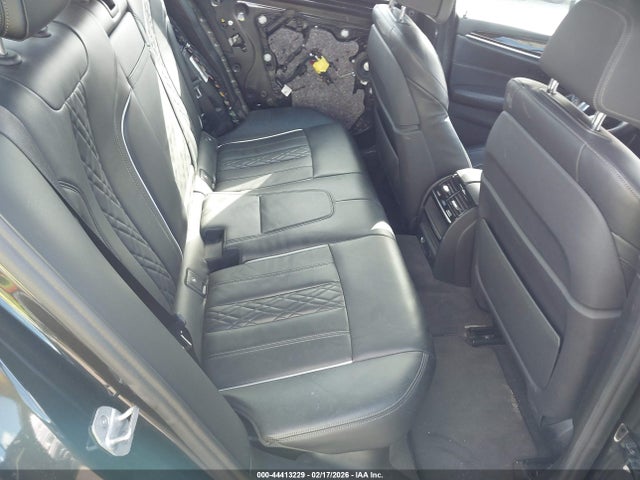 WBAJE5C55JWA95695 BMW 540I