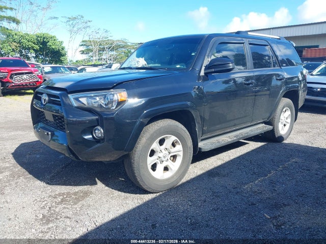 44413235 :رقم المزاد ، JTEMU5JR6N6076807 vin ، 2022 Toyota 4runner Sr5 مزاد بيع