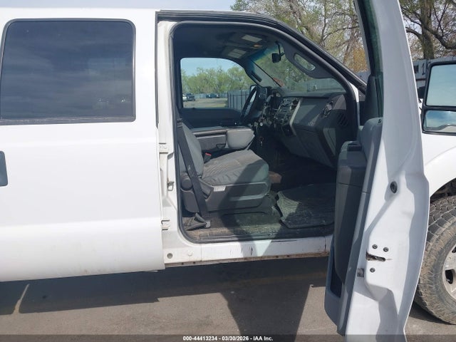 1FT8W3BT3GEC98101 Ford F-350 Xlt