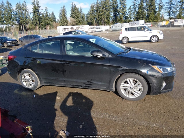 KMHD84LF6KU746185 Hyundai ELANTRA SEL