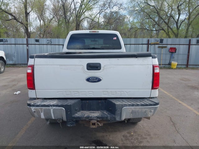 1FT8W3BT0GEA52445 Ford F-350 Xlt