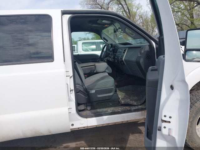 1FT8W3BT0GEA52445 Ford F-350 Xlt