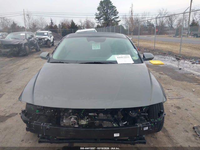 44413257 :رقم المزاد ، KMHLP4DG1SU867857 vin ، 2025 Hyundai Elantra Limited مزاد بيع