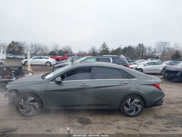 44413257 :رقم المزاد ، KMHLP4DG1SU867857 vin ، 2025 Hyundai Elantra Limited مزاد بيع