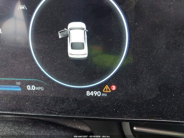 44413257 :رقم المزاد ، KMHLP4DG1SU867857 vin ، 2025 Hyundai Elantra Limited مزاد بيع