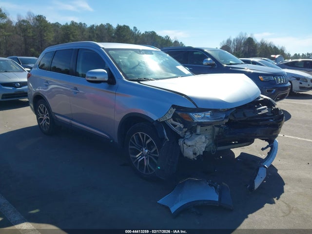 2017 MITSUBISHI OUTLANDER JA4AD3A30HZ063278 Photo 0