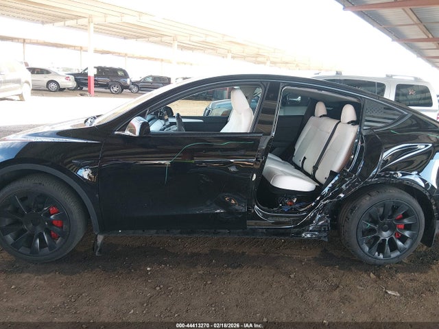 7SAYGDED5SF313621 Tesla Model Y Long Range Dual Motor Rear-wheel Drive