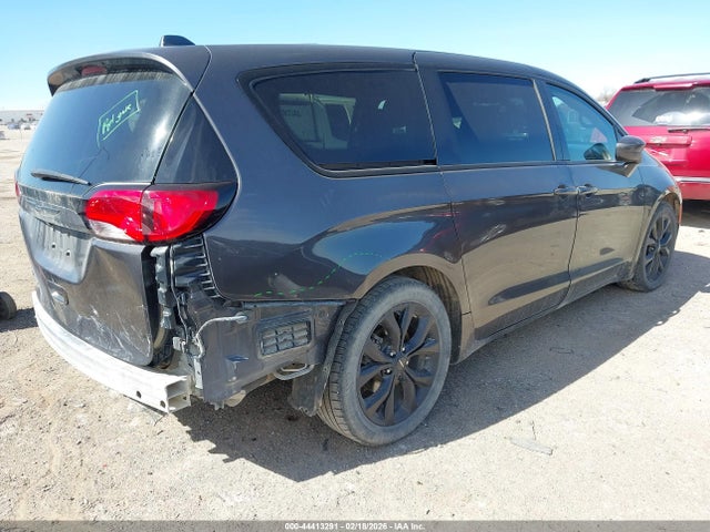 2020 CHRYSLER PACIFICA 2C4RC1FG9LR223639 Photo 3