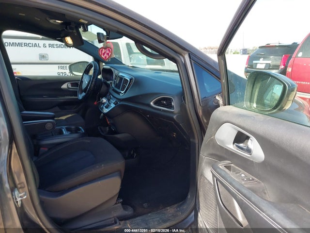 2020 CHRYSLER PACIFICA 2C4RC1FG9LR223639 Photo 4