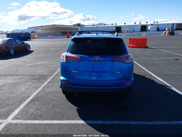 JTMZFREV8HJ131262 Toyota RAV4 LE
