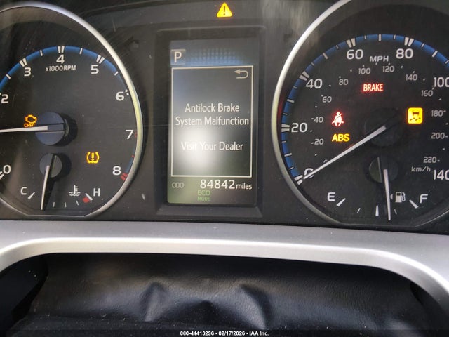 JTMZFREV8HJ131262 Toyota RAV4 LE