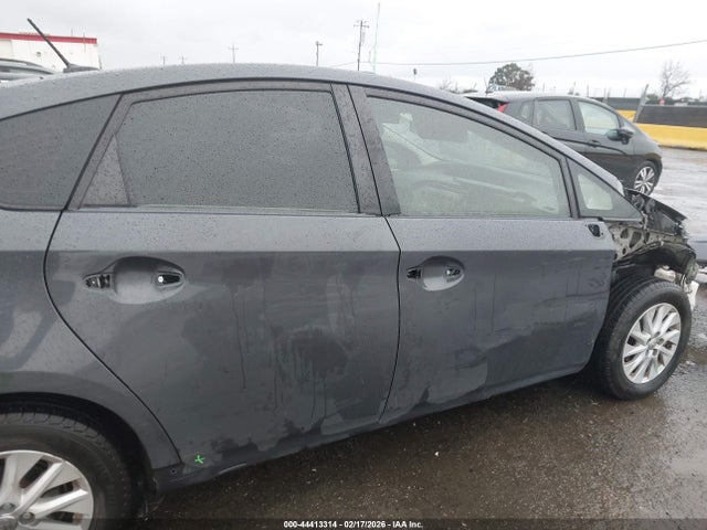 Toyota PRIUS PLUG-IN 2015 JTDKN3DP2F3074398 Image 14