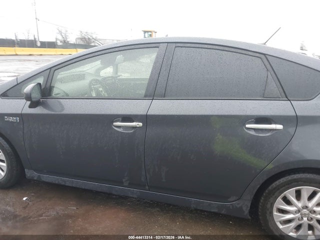 Toyota PRIUS PLUG-IN 2015 JTDKN3DP2F3074398 Image 15