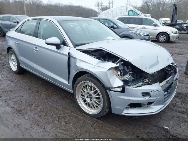 2015 AUDI A3 WAUEFGFF8F1099207 Photo 5