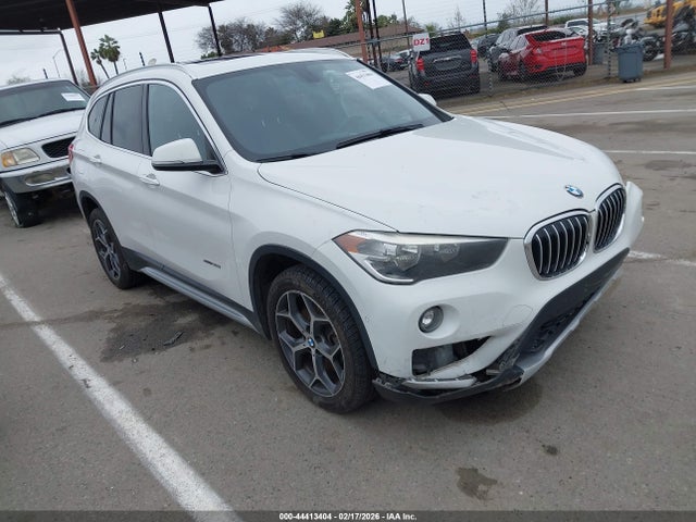 2018 BMW X1 WBXHT3Z30J4A66475