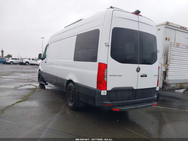 W1W4DCHY1MT046561 Mercedes-Benz Sprinter 2500 High Roof I4 Diesel