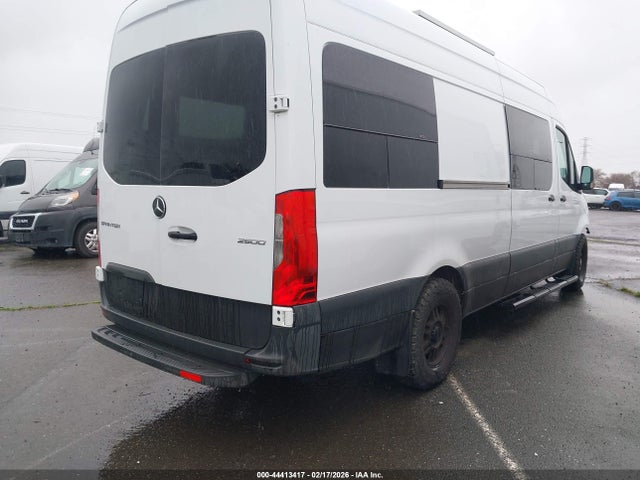 W1W4DCHY1MT046561 Mercedes-Benz Sprinter 2500 High Roof I4 Diesel