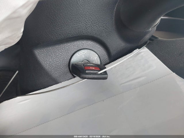 3N1CN7AP7HL844282 Nissan Versa 1.6 Sv