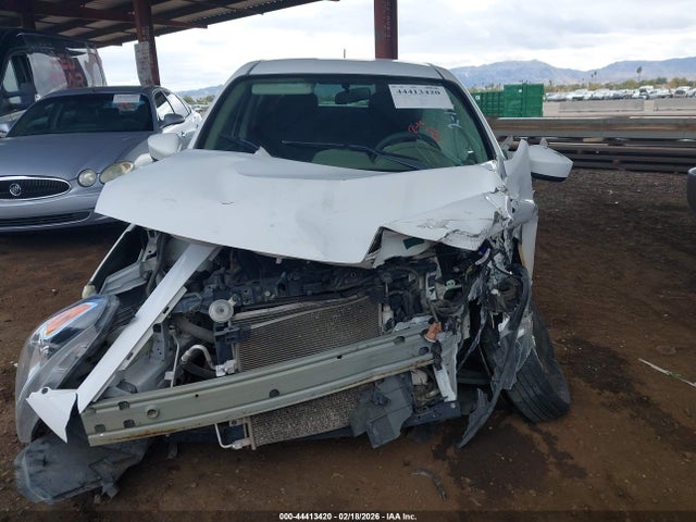 3N1CN7AP7HL844282 Nissan Versa 1.6 Sv