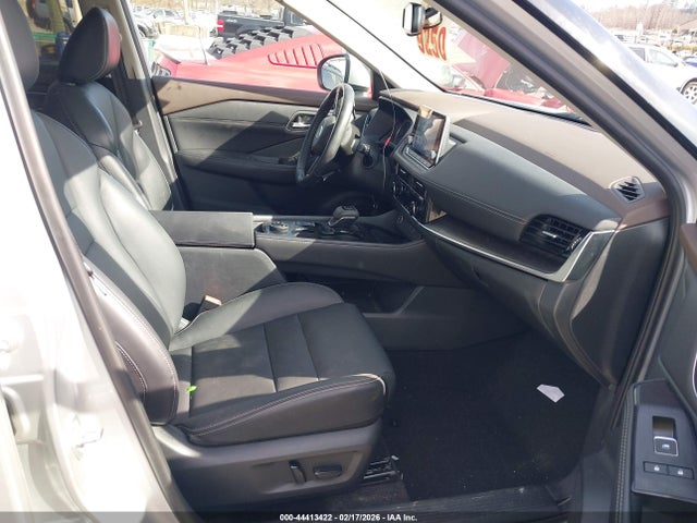 5N1AT3CB1MC705318 Nissan Rogue Sl Intelligent Awd