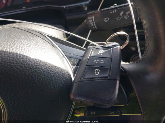 44413429 :رقم المزاد ، 3VWC57BU8KM067014 vin ، 2019 Volkswagen Jetta 1.4t R-line/1.4t S/1.4t Se مزاد بيع