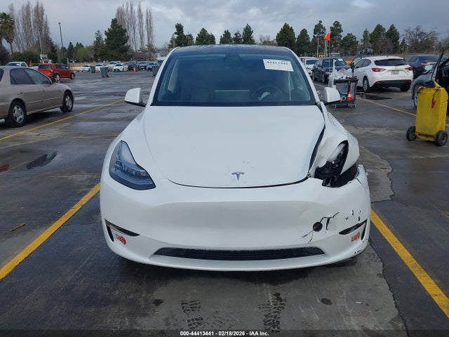 44413441 :رقم المزاد ، 5YJYGDEE9MF222800 vin ، 2021 Tesla Model Y Long Range Dual Motor All-wheel Drive مزاد بيع