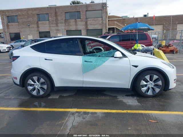 44413441 :رقم المزاد ، 5YJYGDEE9MF222800 vin ، 2021 Tesla Model Y Long Range Dual Motor All-wheel Drive مزاد بيع